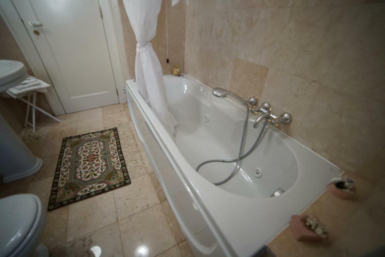 Dimora Del Sedile Hotel มาเตรา ภายนอก รูปภาพ